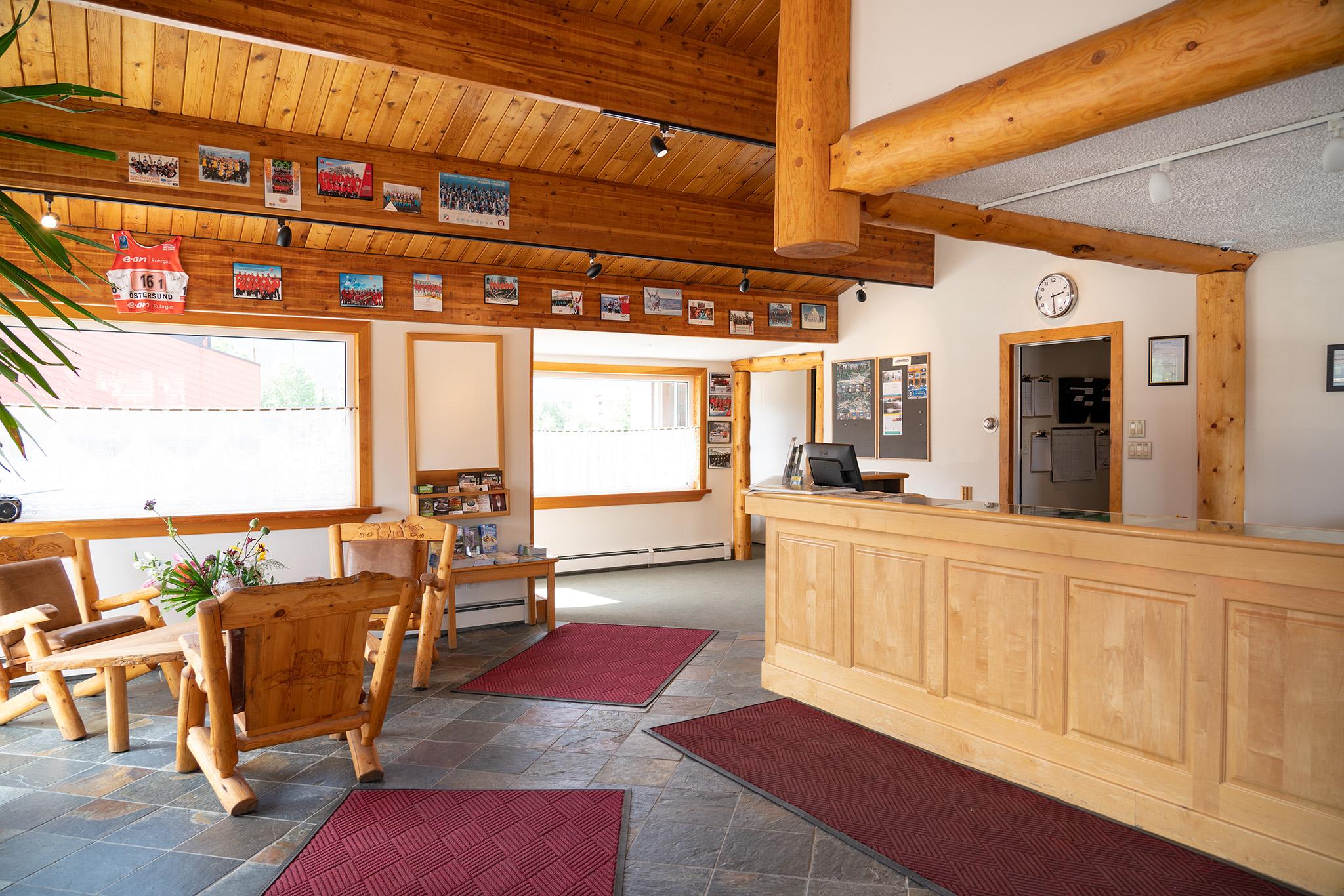 קאנמור Rocky Mountain Ski Lodge מראה חיצוני תמונה